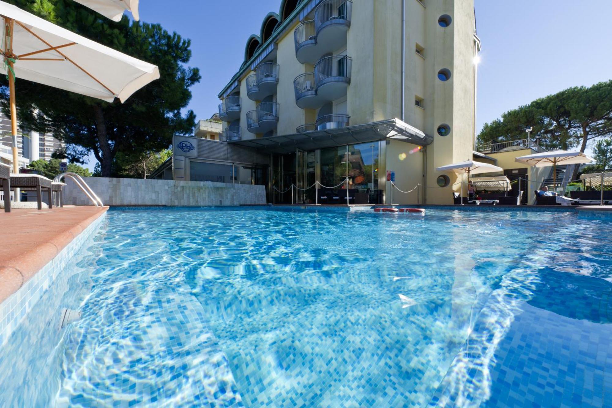 Park Hotel Lignano Sabbiadoro Buitenkant foto